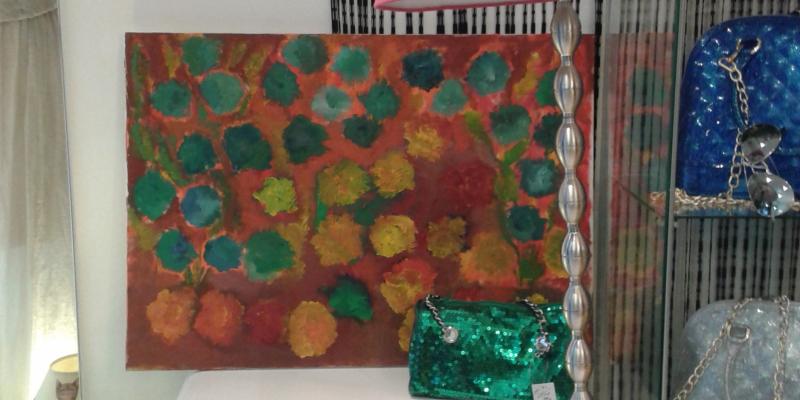 Colors between the colors.