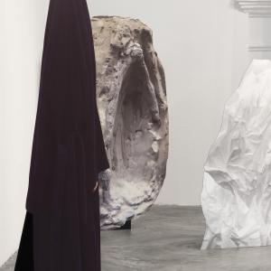 PRESENT TENSE PRESENT TENSE