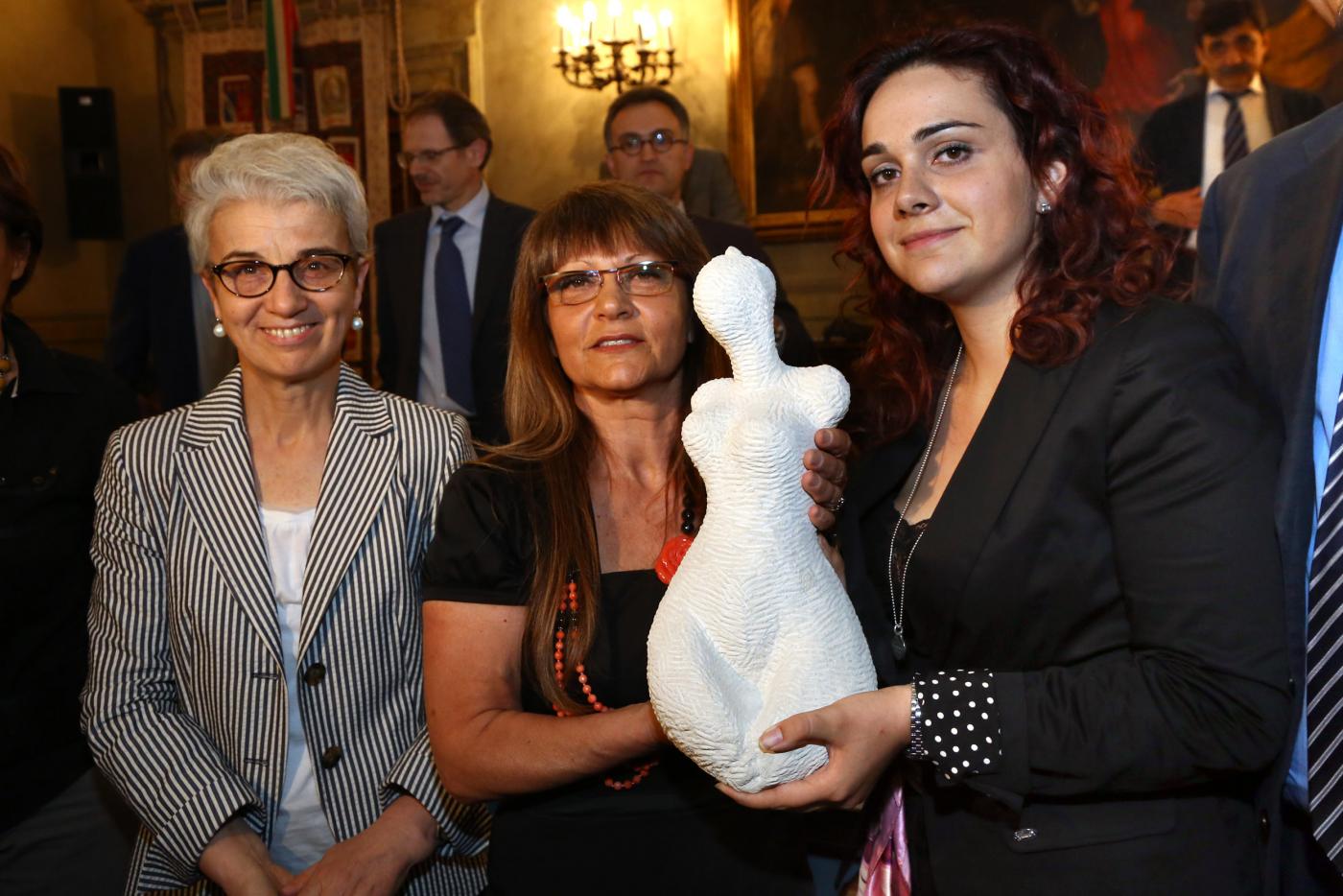 Cerimonia conferimento del Premio "Città delle Dame" a Martina Giangrande- Provincia di Bologna -