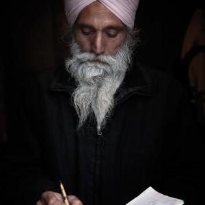 MAD ON PAPER  fotografia incisione e pittura  “Sulla scala rossa de La Feltrinelli” Marcello SCOPELLITI “Punjab, Sonny" - photo exhibition