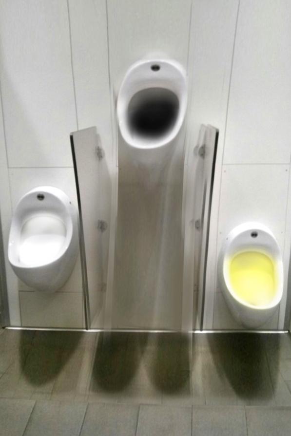 anche al cesso vi è razzismo. scegli quello a tuo piacere poi falla.