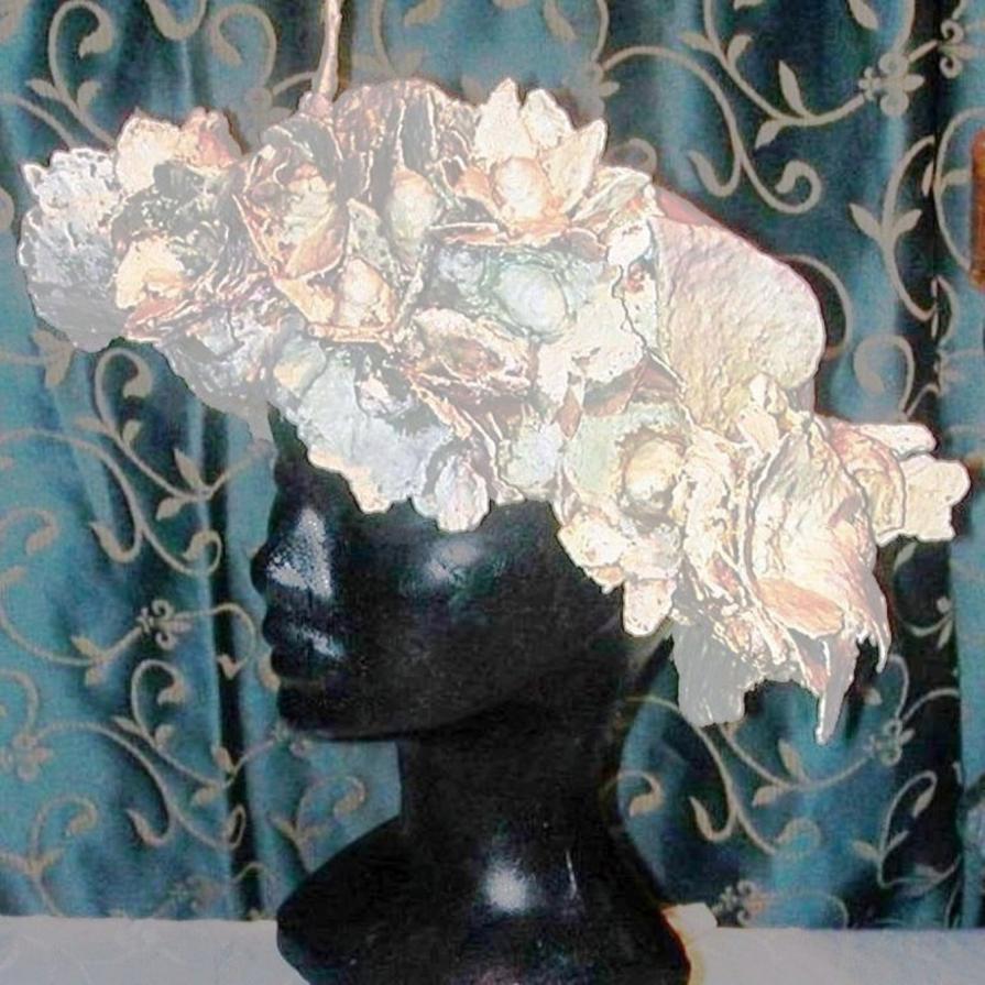 La materia prende forma e teoria del metamorfismo cromatico