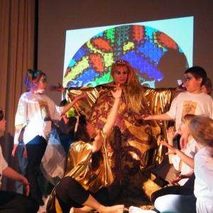 “Verb and image of writing”