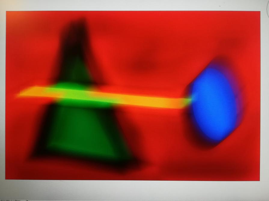 Giocare col colore lui vibra in un equilibrio instabile.