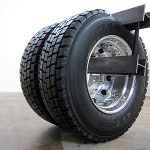 Rebuilding spaces. Dieci artisti in dialogo sul concetto di spazio