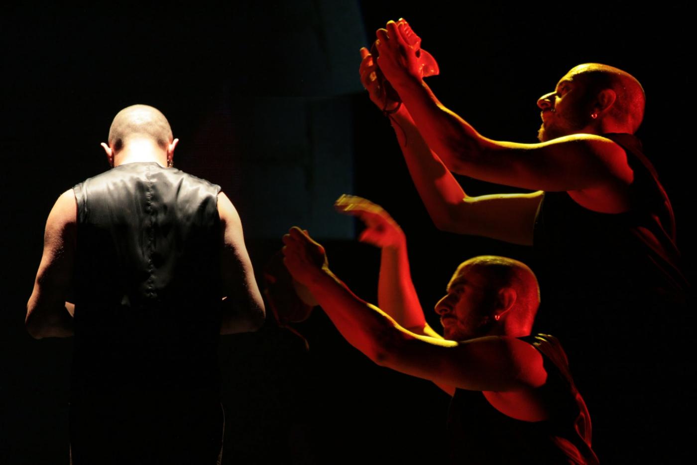 Single o Pax, assolo per scelta, insieme per affinità