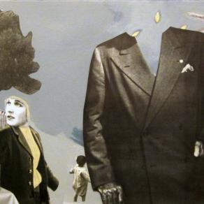 "Io non so approfittare dell'occasione:vado a caso,vuoto e calmo,sotto un cielo inutilizzato"..J.P.Sartre.