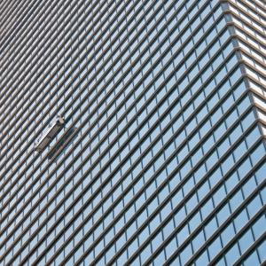 China. Shanghai. Contrasti tra nuovo e antico 1/2