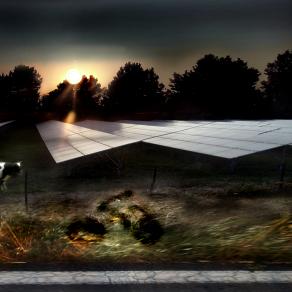 niente fieno nei campi,ma energia pulita.quindi stassera sei a dieta cara mucca.