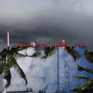 Architecture and flowers: a city idyll