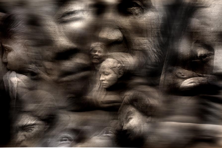 se osserviamo attentamente la bellezza di questa "naturmorta" la paura svanisce.