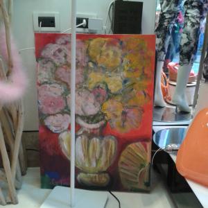 Colors between the colors.