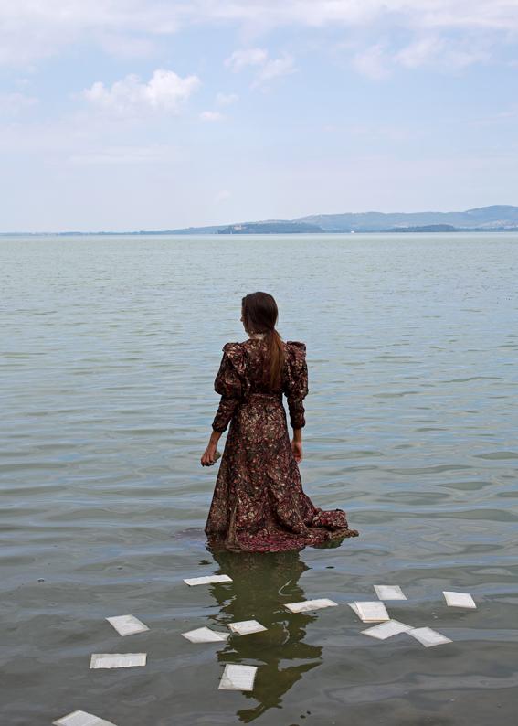 La signora Dalloway disse che i fiori li avrebbe comprati lei