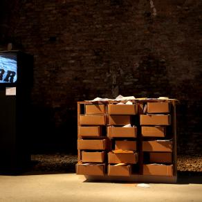 E se una notte un cantastorie