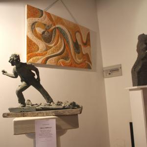 FOTO mostra LA FORMA E LA LUCE NASCOSTA.