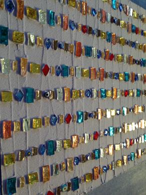 Undecodified Message - scrittura di vetro