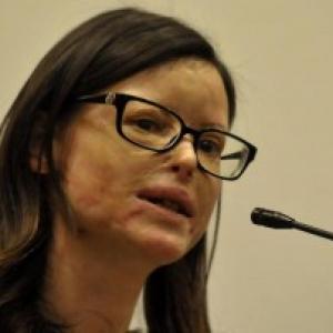 Il Narcisismo e L’incapacità di Amare Il piacere di amare fino a confondersi Il Narcisismo e L’incapacità di Amare Il piacere di amare fino a confondersi