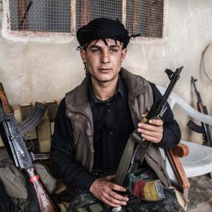 kurdish fighter