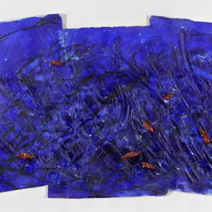 Contrasti, fondi blu e materia poetica