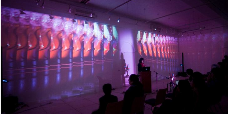 Surabhi Saraf, 'Grains' presso l'Asian Art Museum, il 30 maggio. Surabhi Saraf, 'Grains' presso l'Asian Art Museum, il 30 maggio.