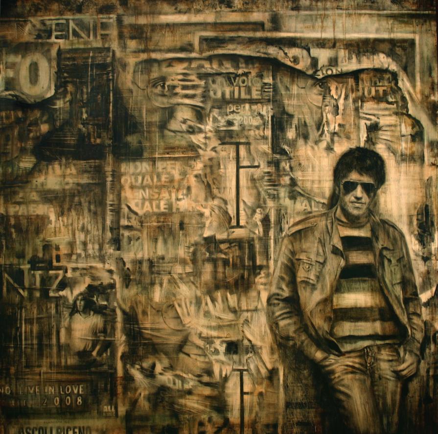 Autoritratto con manifesti strappati