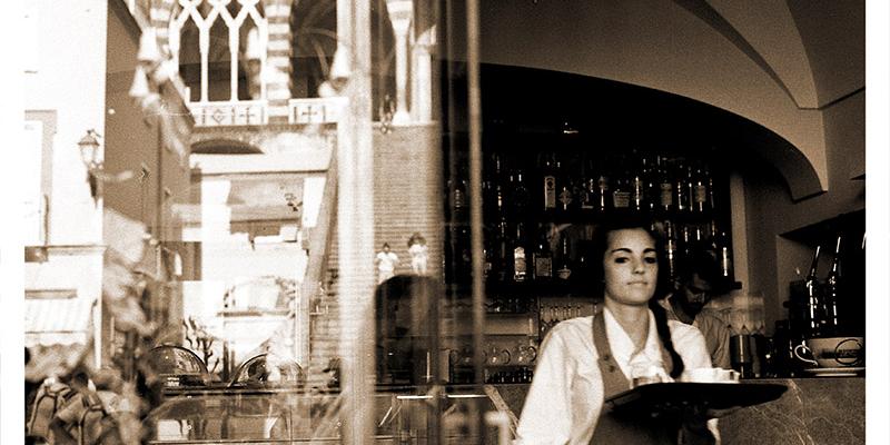 Mad Lillabox - Angela Maria Antuono "Pausa caffè" Mad Lillabox - Angela Maria Antuono "Pausa caffè"