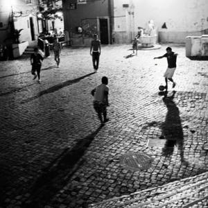 MAD ON PAPER  Luciano Tramannoni e Lorenzo Pini   Viaggio nel contemporaneo tra letteratura e fotografia