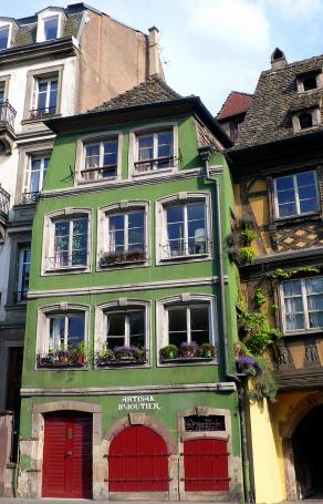Une maison verte