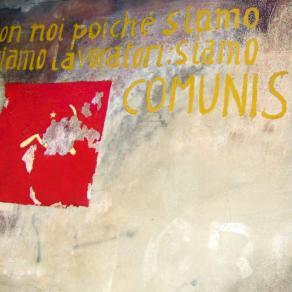 Sul muro di un paesino abruzzese