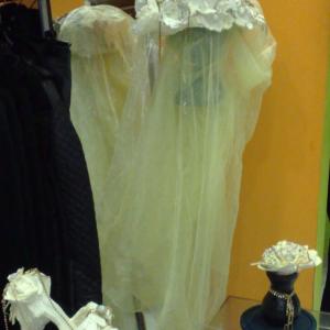 La materia prende forma e teoria del metamorfismo cromatico (istallazione delle forme) La materia prende forma e teoria del metamorfismo cromatico (istallazione delle forme)