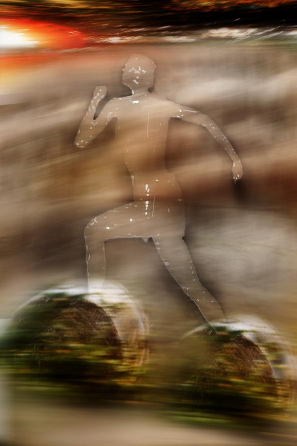 l'uomo con i piedi di paglia.