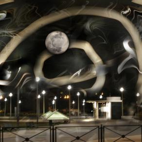 Stazione M.M.  Lamarmora. notte di luna piena è tutta una musica.