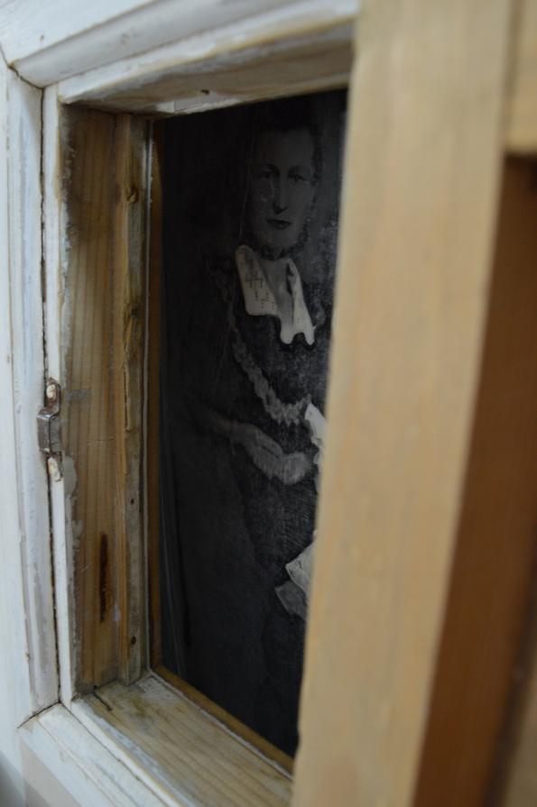 Quello che resta 3 (particolare foto 2)