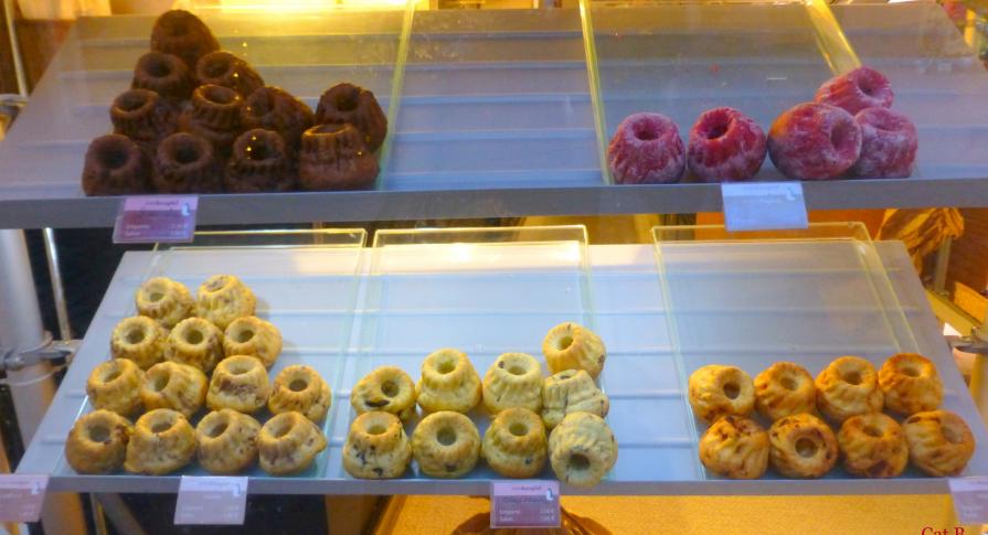 Au chocolat, à la fraise tagada et amandes, raisins...