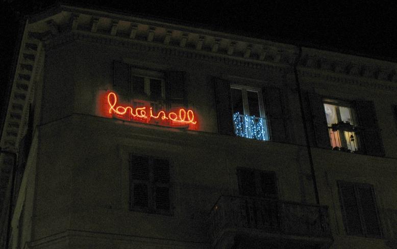 love is a virus, installazione arte urbana partecipativa