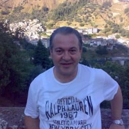 Damiano Gulluni artStudio