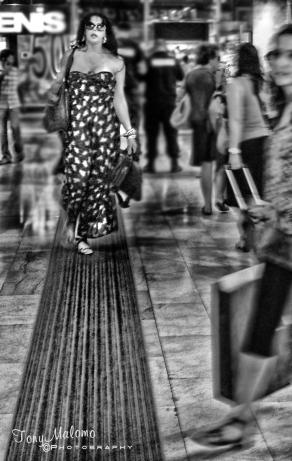 Red Carpet (Street Urban Photography)