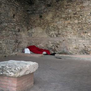 E dicono che siamo  uno stato civile!!!