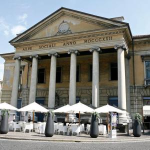 Opere Barbara Ghisi presso il Teatro Sociale di Mantova 