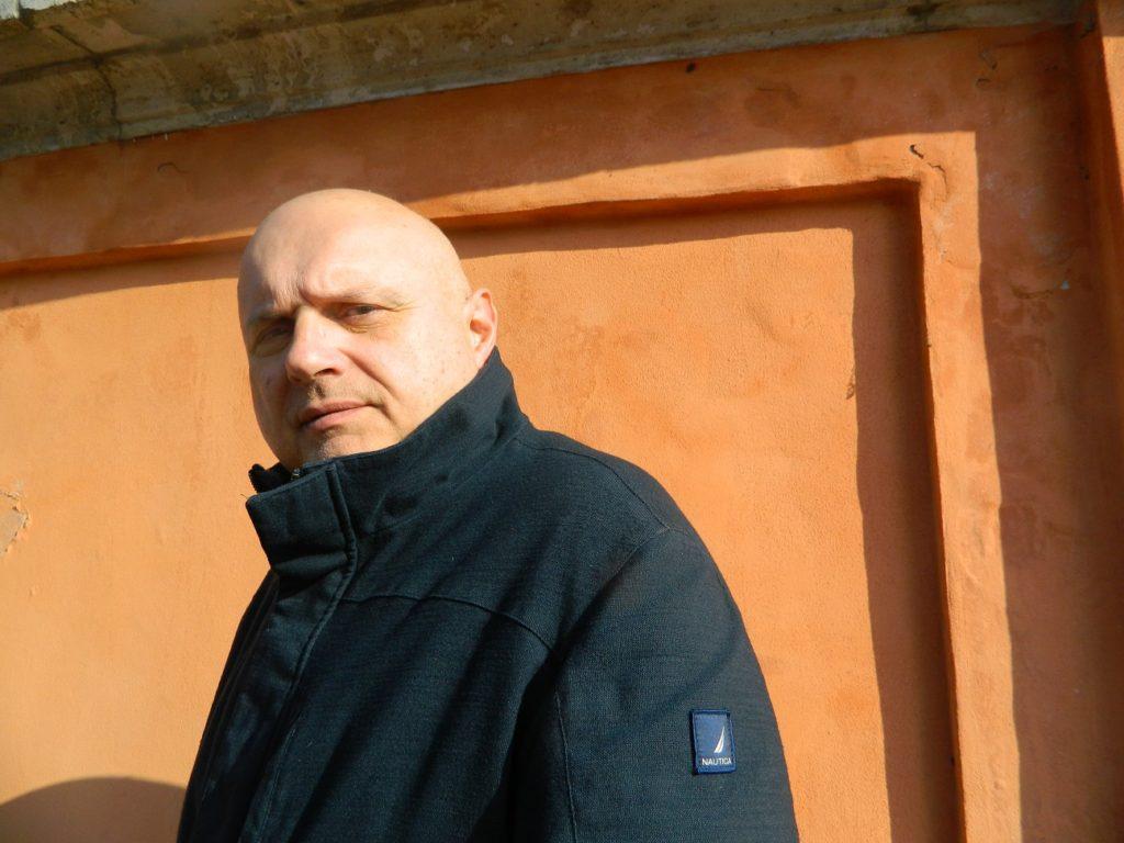 Un recente scritto di Gian Ruggero Manzoni, pittore, teorico d'arte Un recente scritto di Gian Ruggero Manzoni, pittore, teorico d'arte