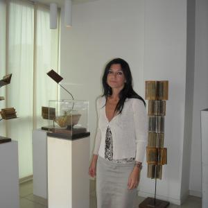 ESPOSIZIONE SCULTURE HOTEL LUX  a MODENA.