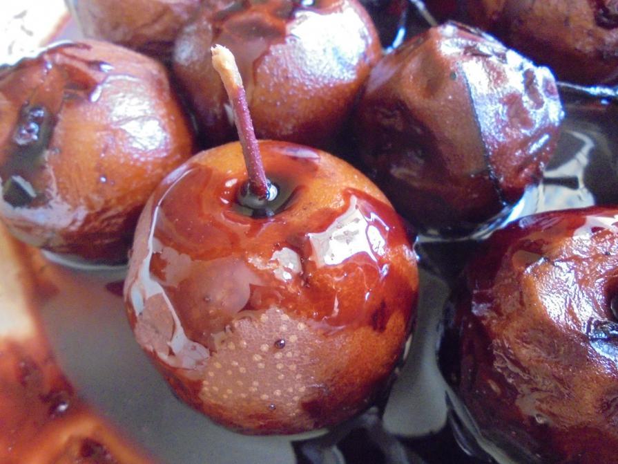 Pere volpine cotte nel vino rosso