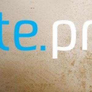 Opera candidata al CELESTE PRIZE di Lucia Ghirardi (NUDO DI DONNA E SEDIA)