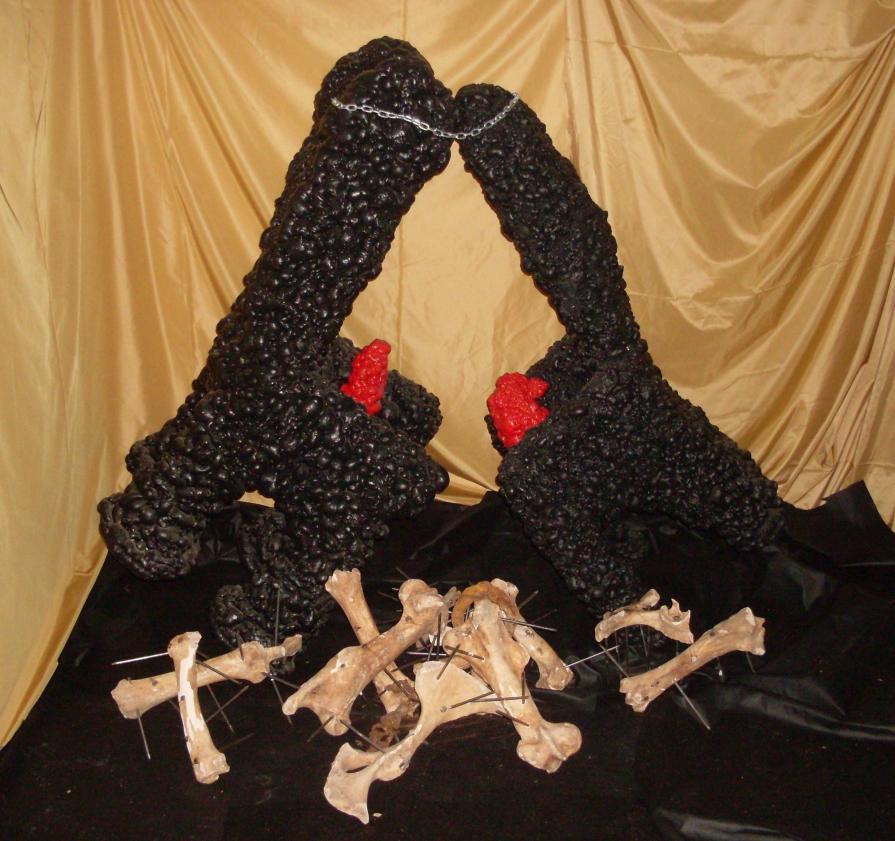 LOVE - Grown Love-Variation, Detail horseshoe, chain, 2010