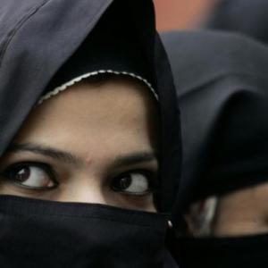 Il Narcisismo e L’incapacità di Amare Il piacere di amare fino a confondersi Il Narcisismo e L’incapacità di Amare Il piacere di amare fino a confondersi