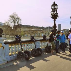 Les touristes à Paris...