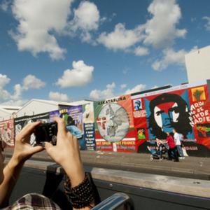 MAD Lillabox - “PeaceLine, i muri della pace di Belfast” – Paola Romano photo exhibition