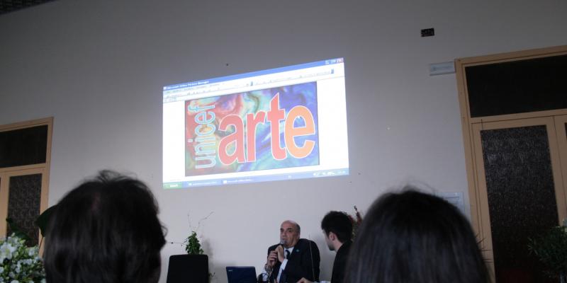 UNICEF Arte - 100 pittori e il sorriso di Roberta UNICEF Arte - 100 pittori e il sorriso di Roberta