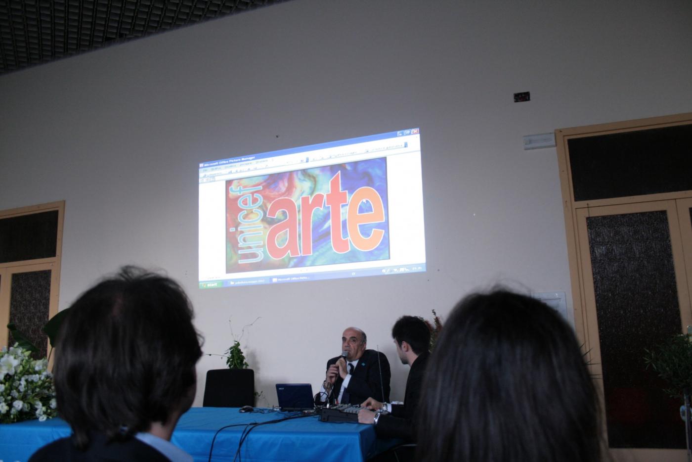 UNICEF Arte - 100 painters and the smile of Roberta