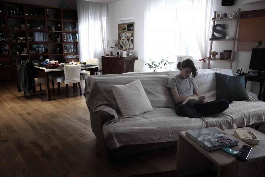 A televisore spento.